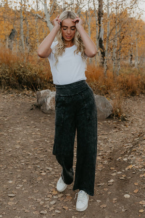
                  
                    The Comfy Pant
                  
                
