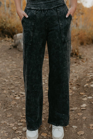 
                  
                    The Comfy Pant
                  
                