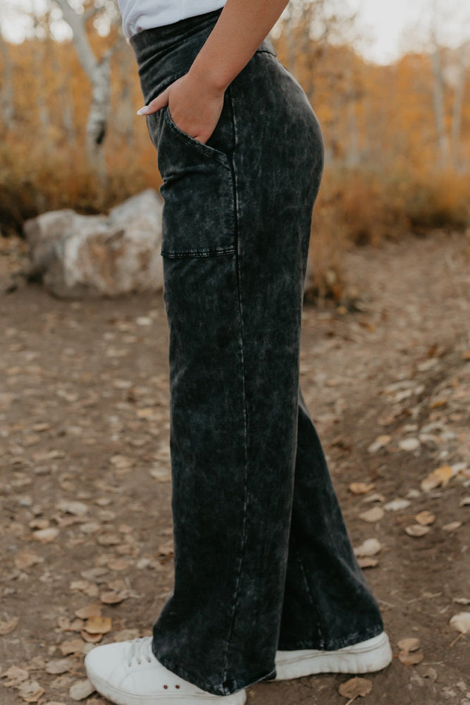 
                  
                    The Comfy Pant
                  
                