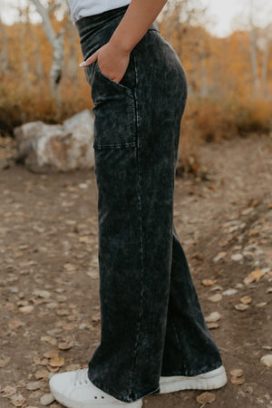 
                  
                    The Comfy Pant
                  
                