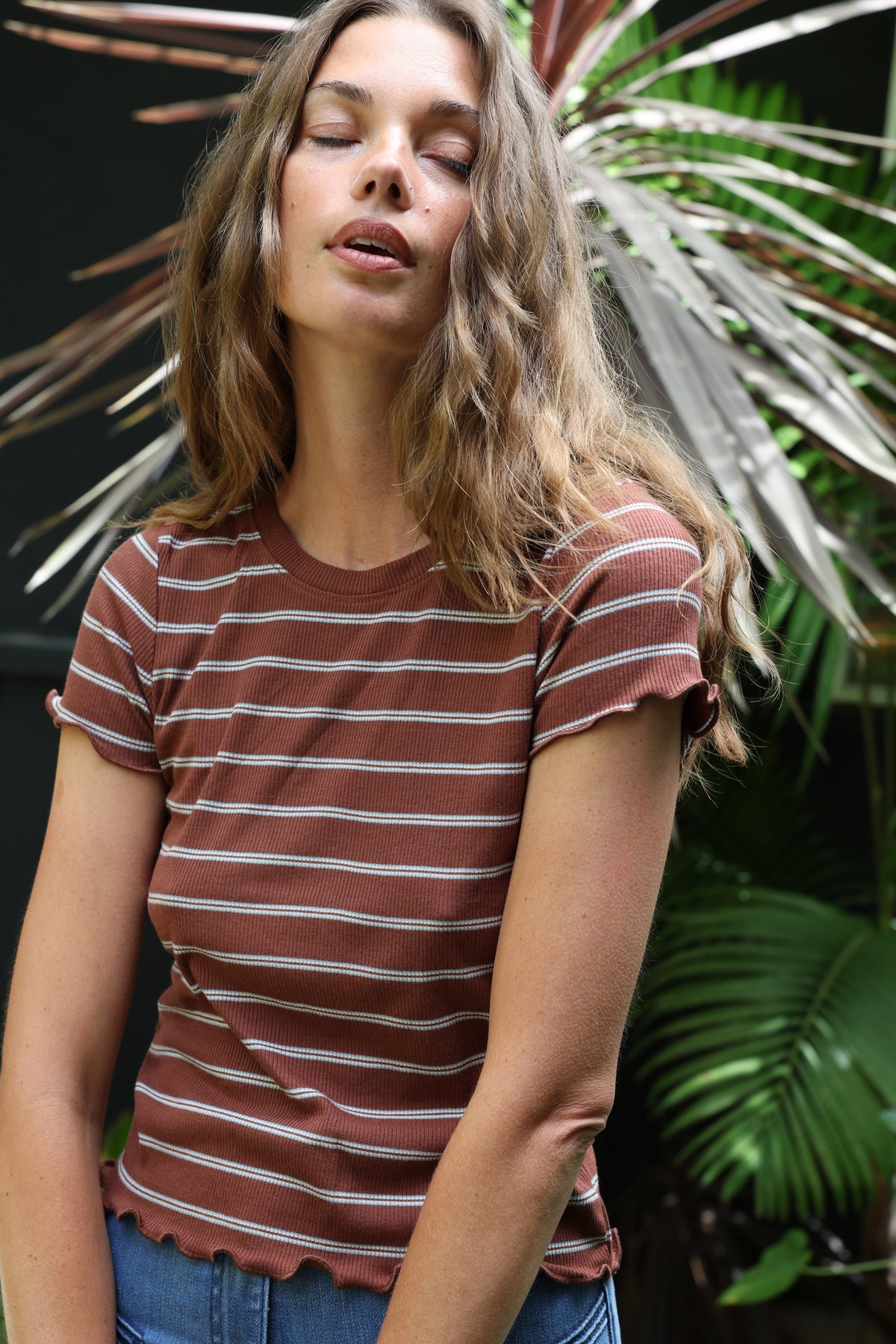 Venice tee in 70's Brown FINAL SALE