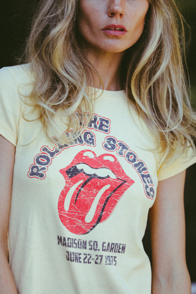 
                  
                    rolling stones 1975 baby tee pastel yellow
                  
                