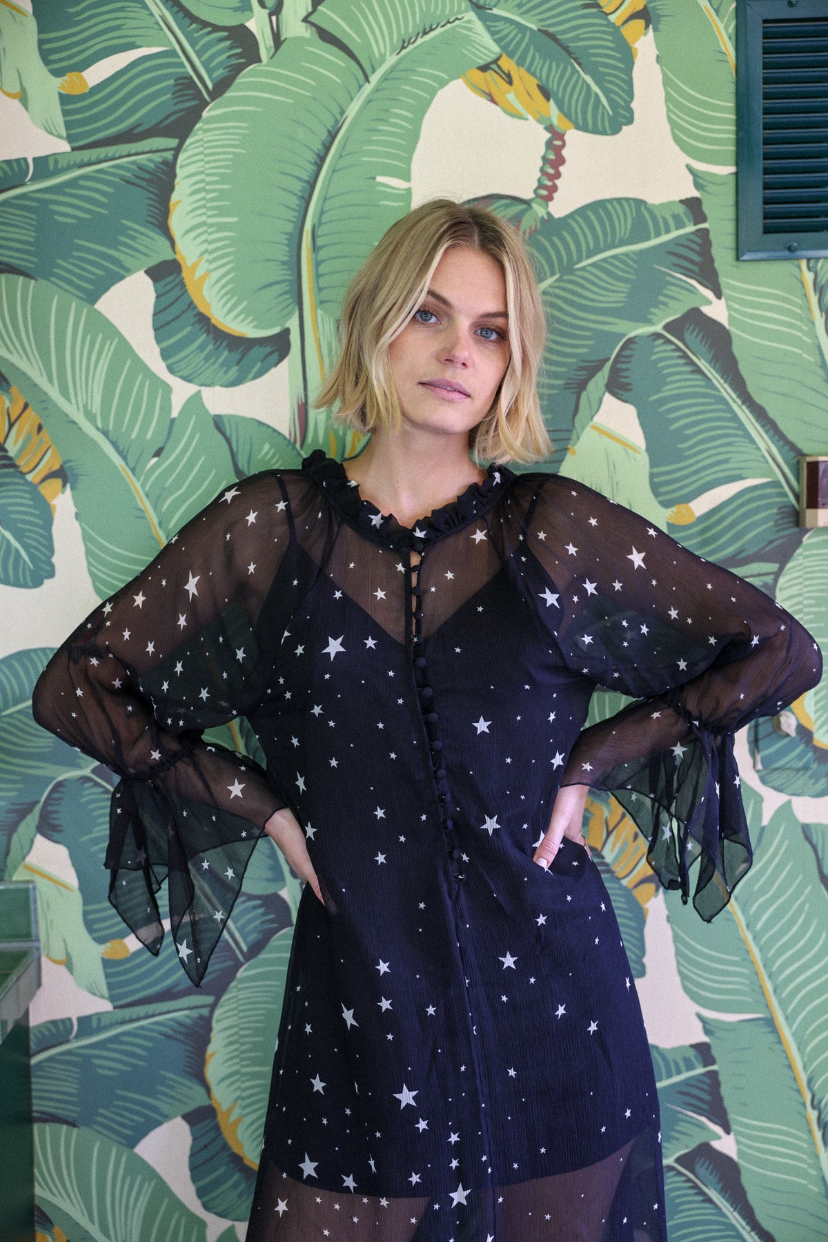 Walk of Fame dress in black