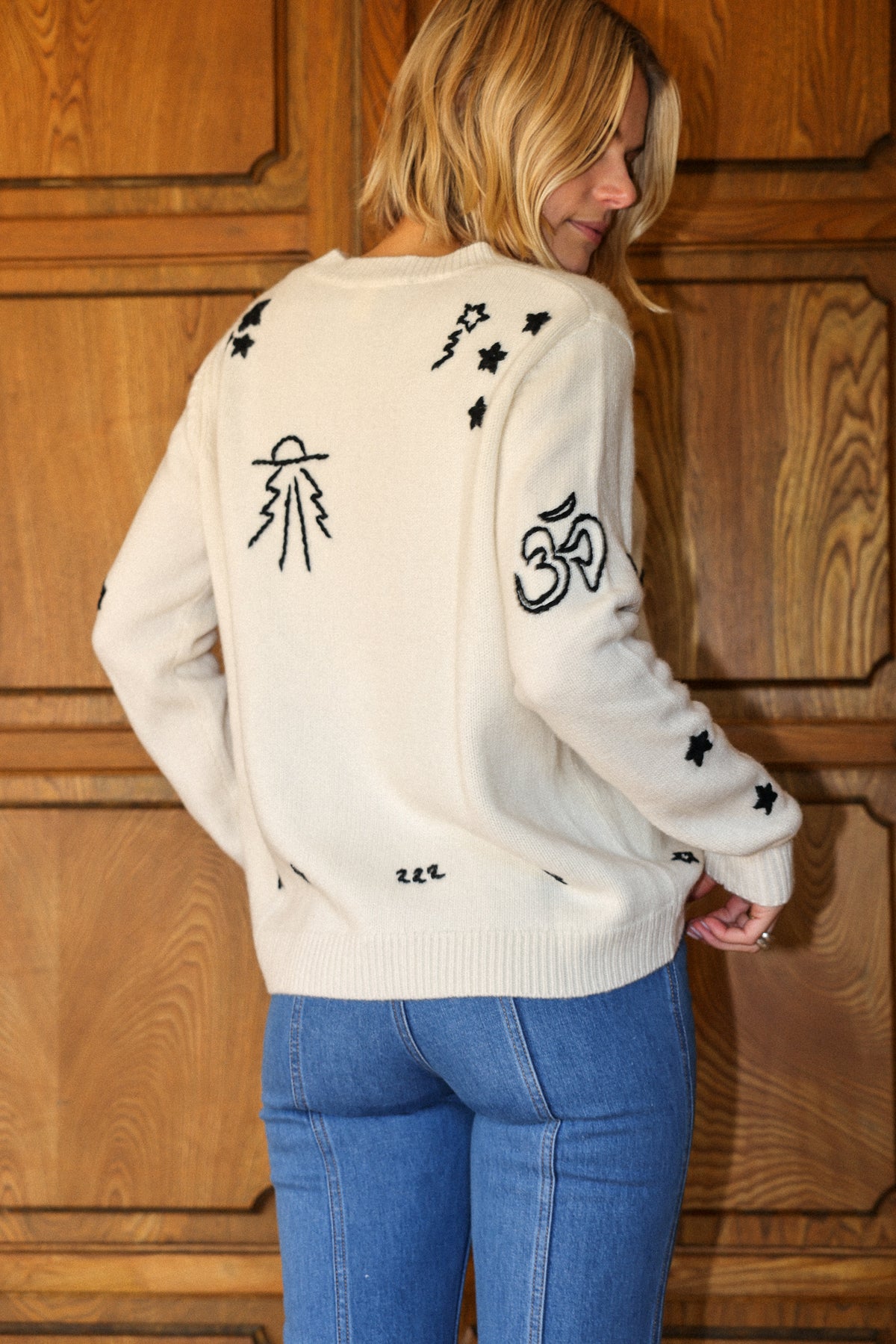 Cosmic Cashmere sweater in snow No1