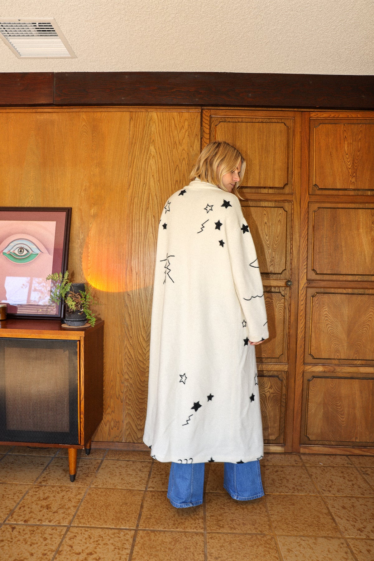 Cosmic Cashmere Trench in snow No1