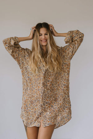 
                  
                    Boyfriend Shirt - Lola
                  
                