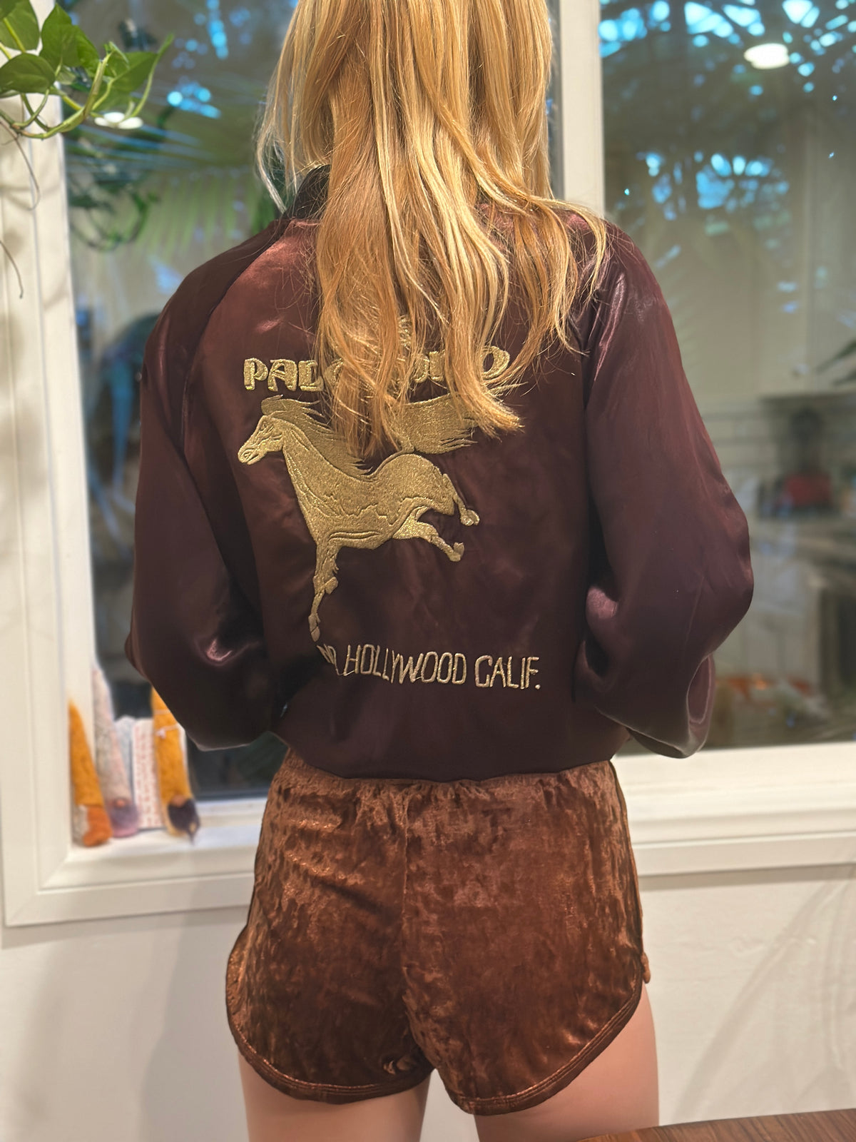Roller Girl velvet short in brown
