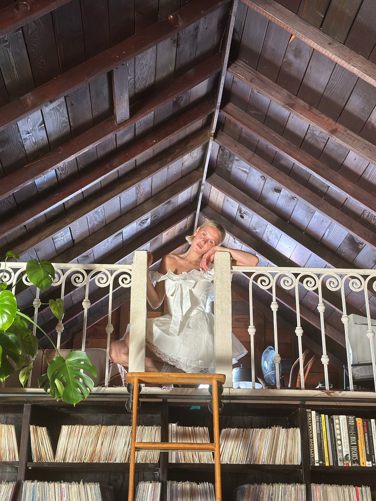 
                  
                    sixteen candles mini
                  
                