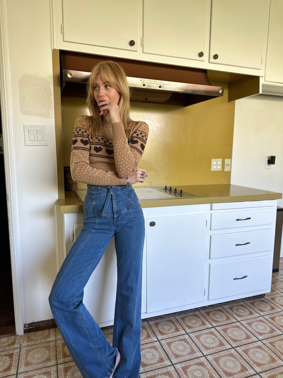 punky sweater in camel