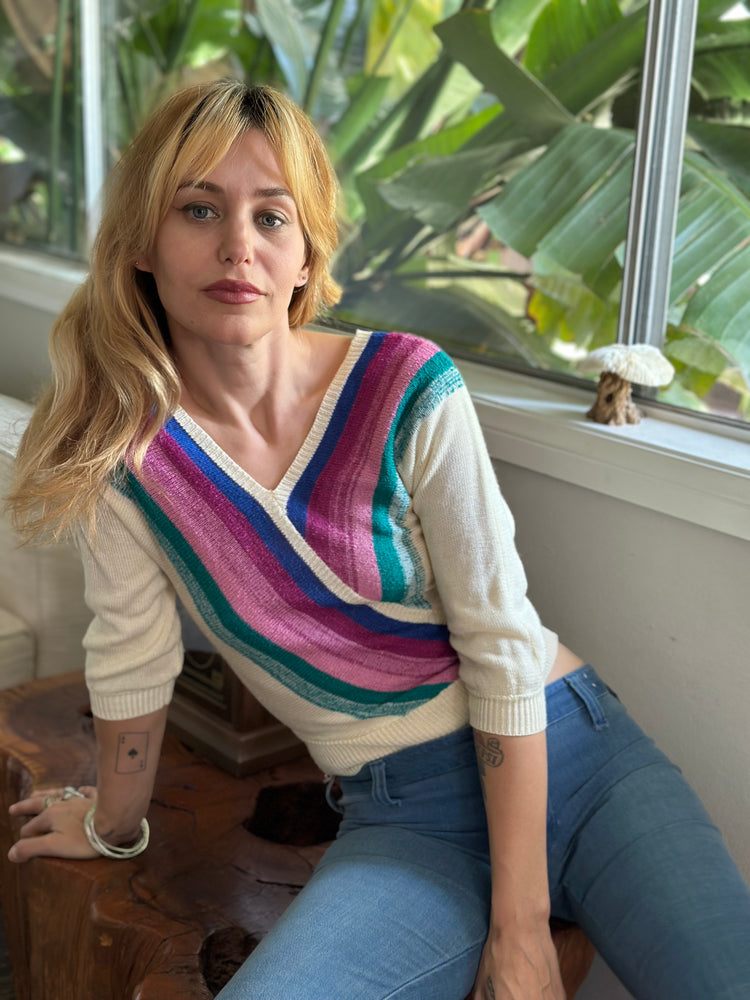 
                  
                    Vintage Sweater №9
                  
                