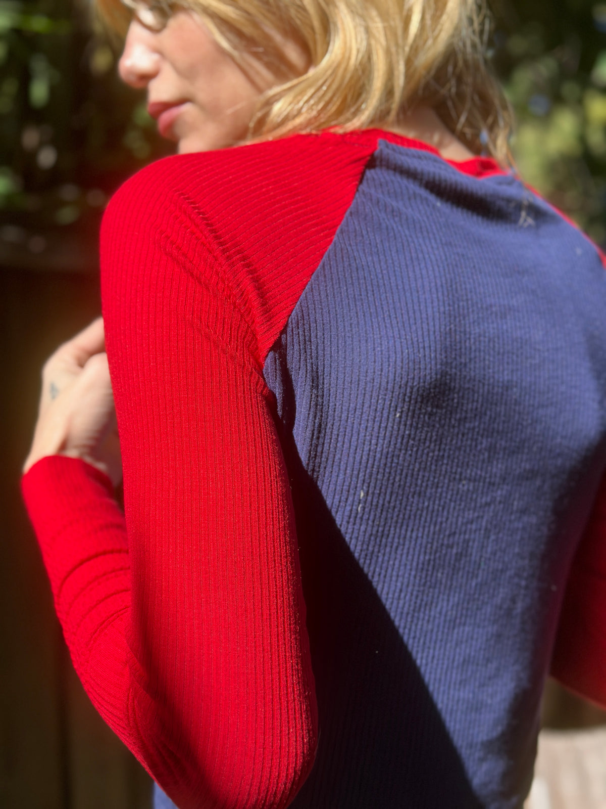 Stoned ribbed raglan
