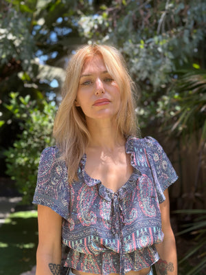 
                  
                    Festival top
                  
                