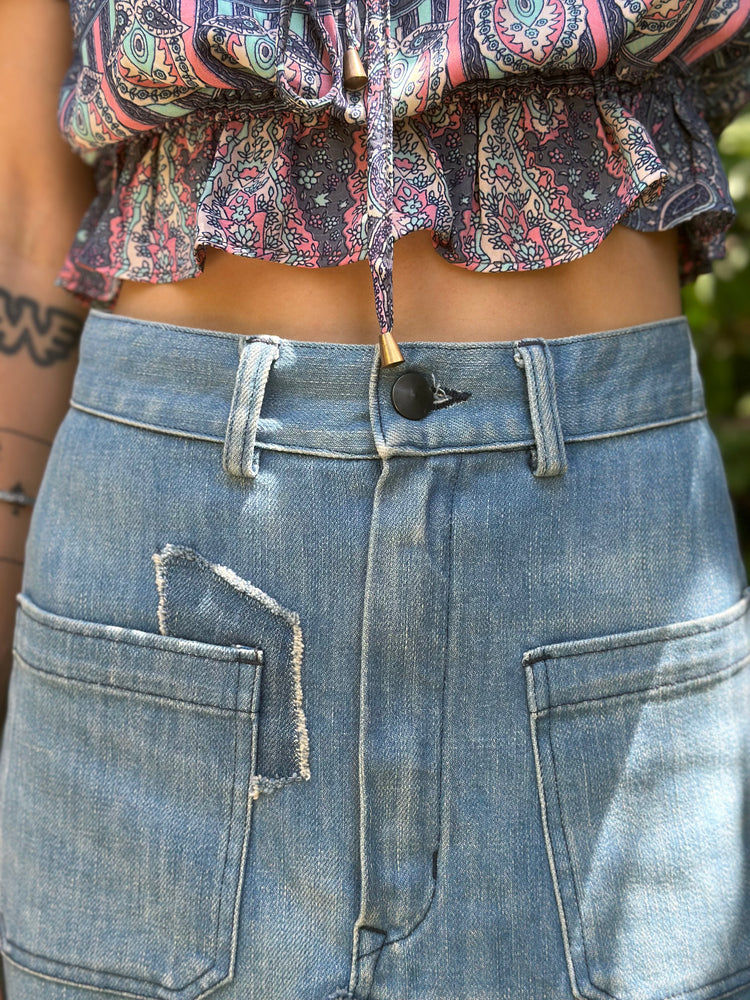 
                  
                    Vintage Denim №17
                  
                