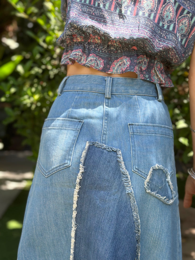 
                  
                    Vintage Denim №17
                  
                