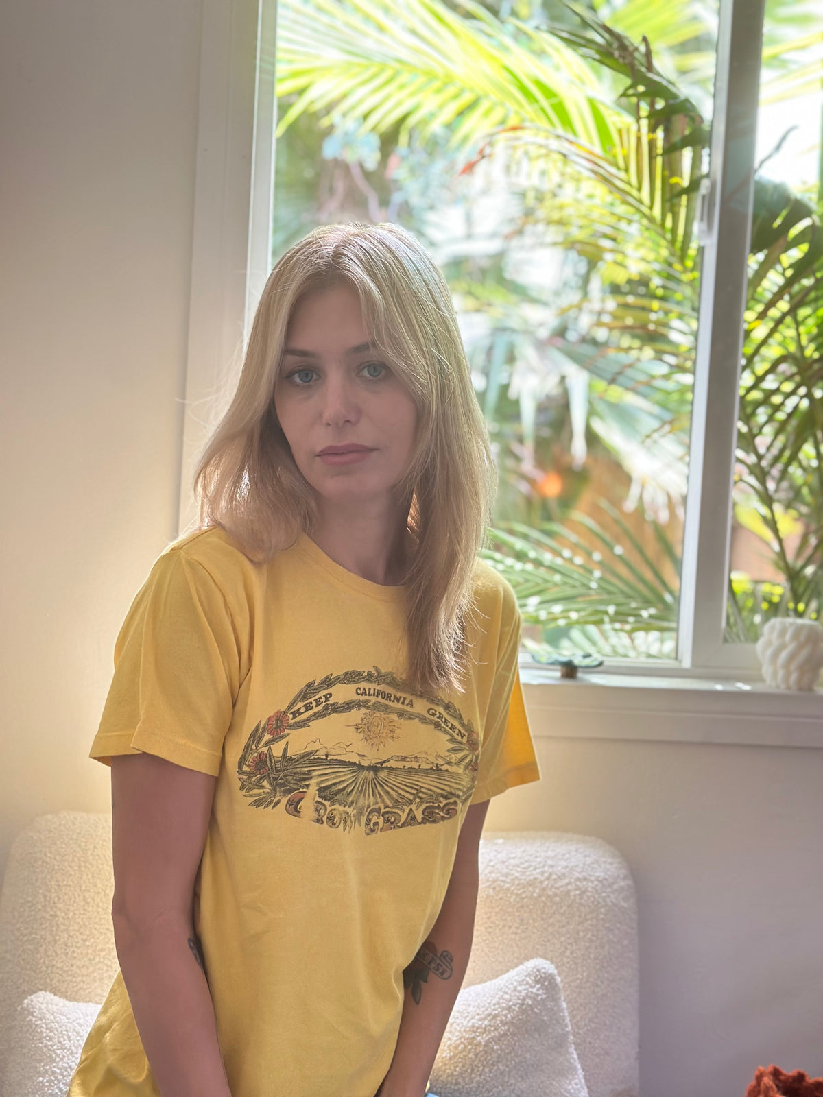 Cali Grass tee in sunshine I