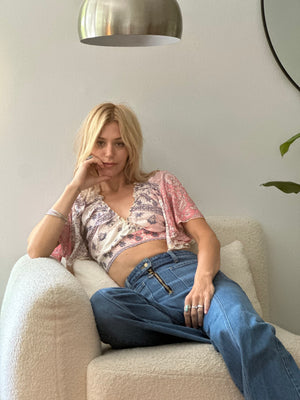 
                  
                    Sweetheart top
                  
                