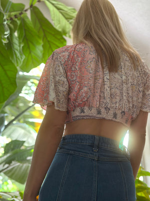 
                  
                    Sweetheart top
                  
                