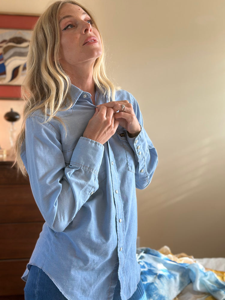 
                  
                    Butterflies & Tree chambray shirt
                  
                