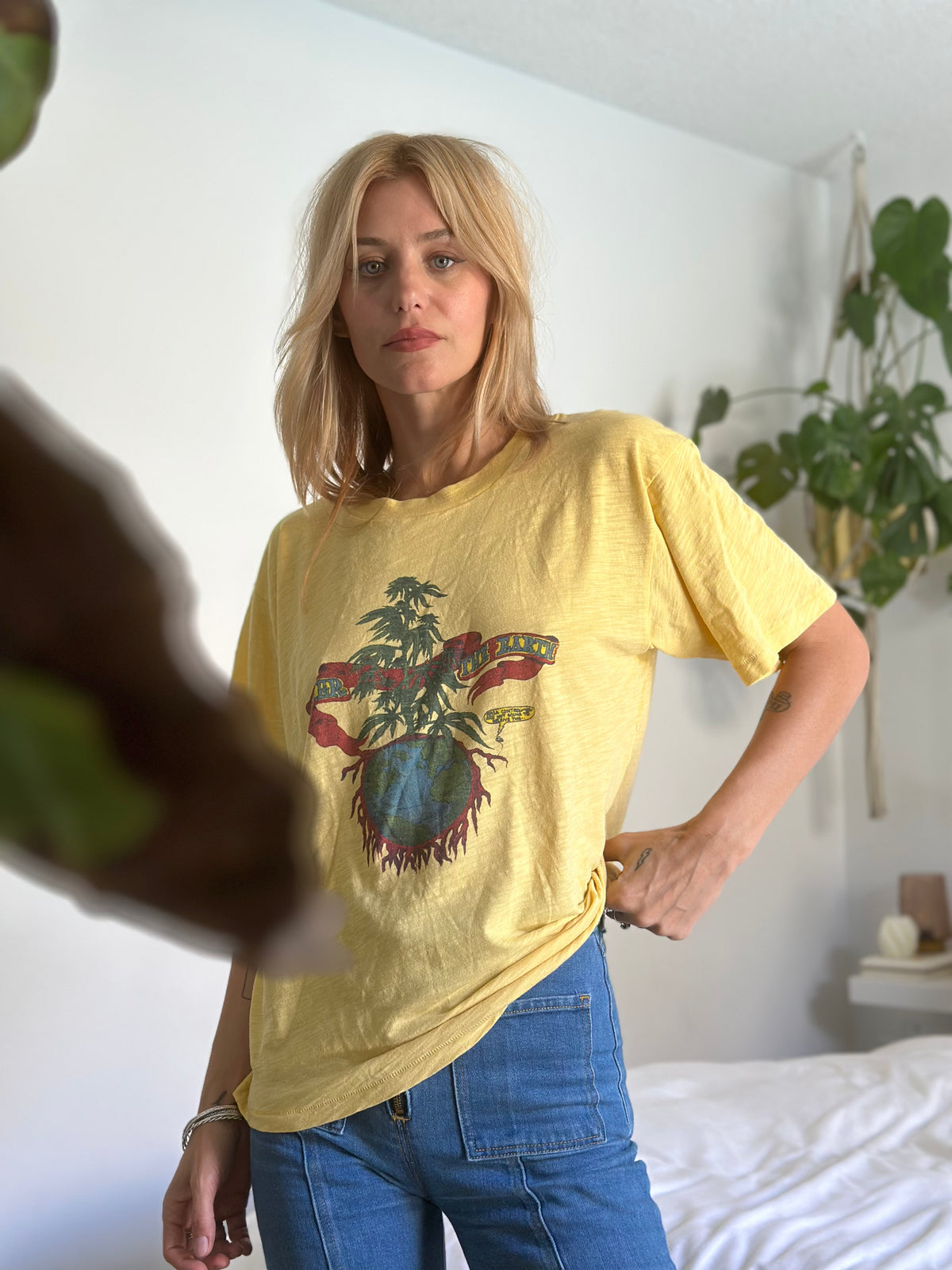 Cover the Earth tee