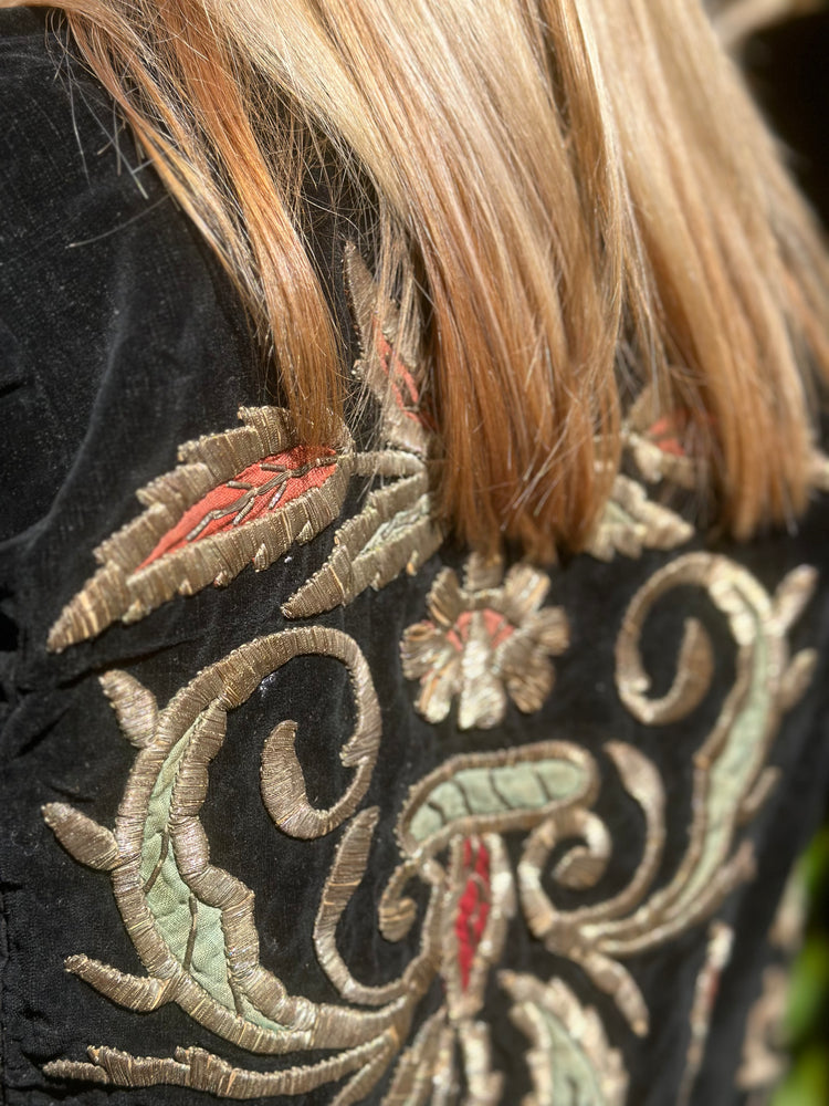 
                  
                    Vintage Jacket №131
                  
                