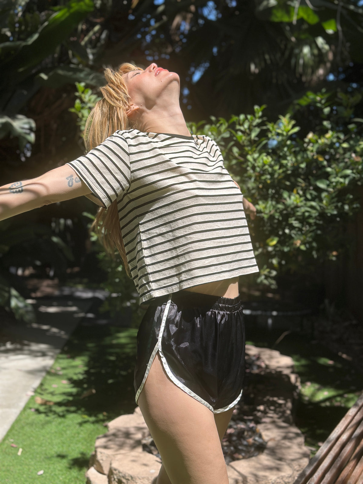 Daytripper tee in black FINAL SALE