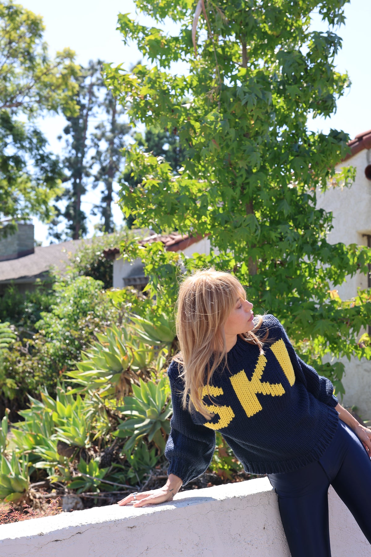 Aprés ski sweater in navy