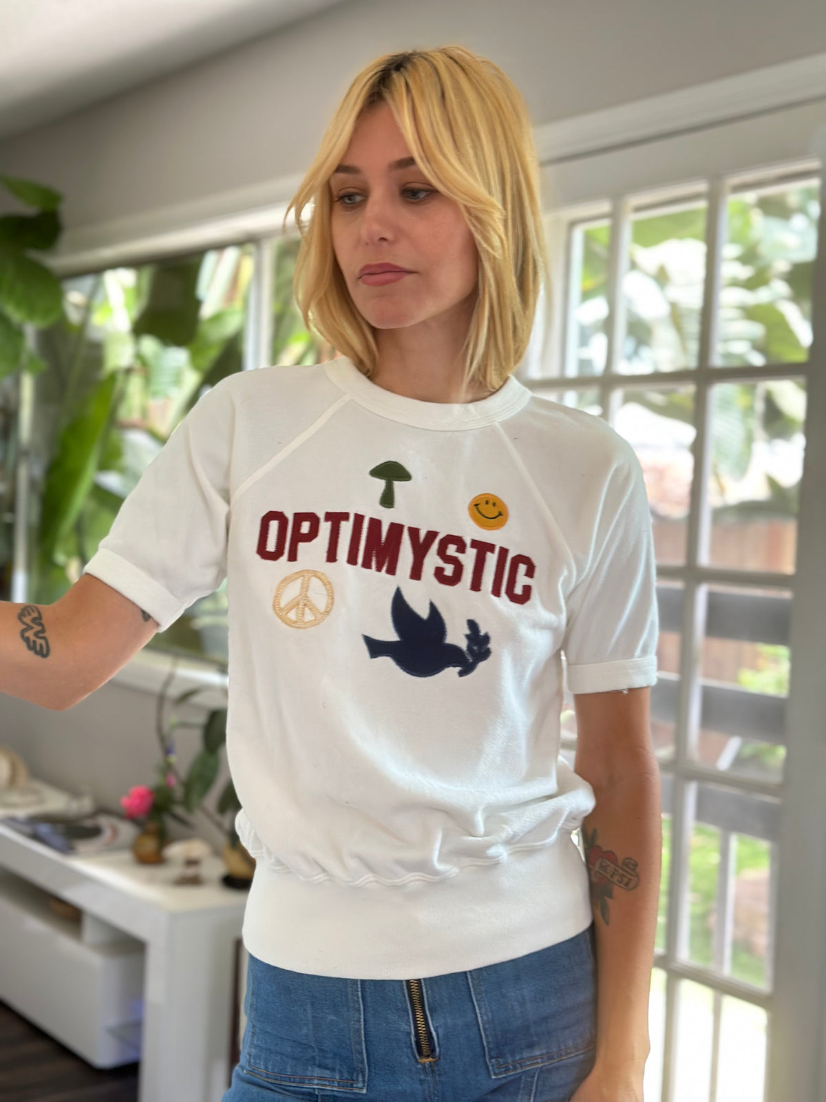 Optimystic Sweatshirt in white