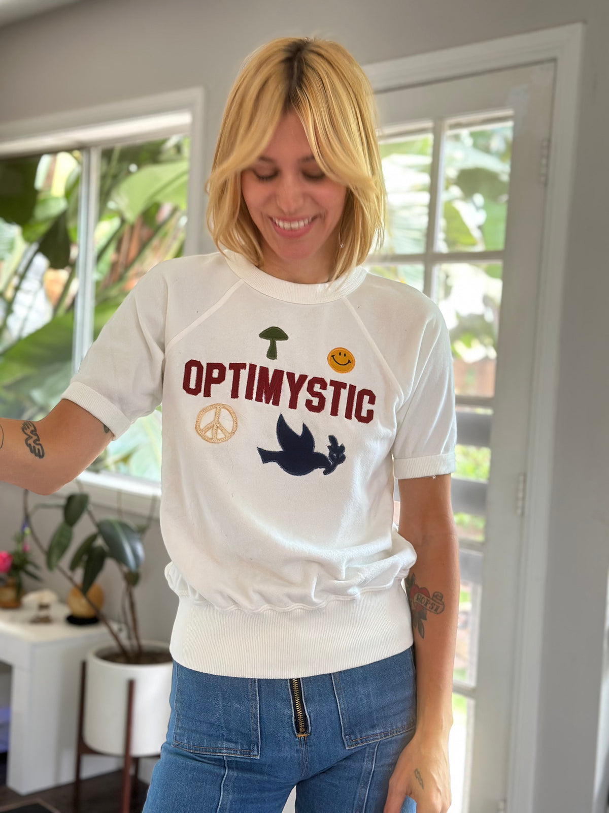 Optimystic Sweatshirt in white