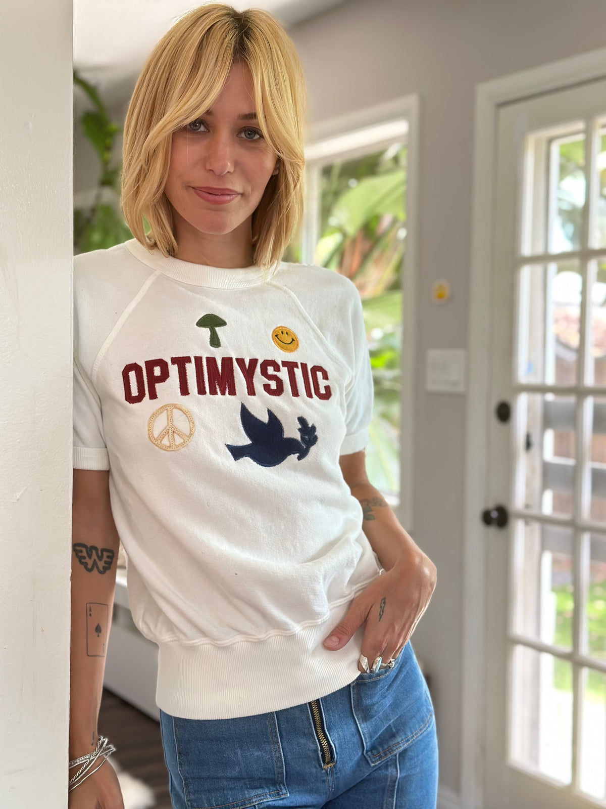 Optimystic Sweatshirt in white