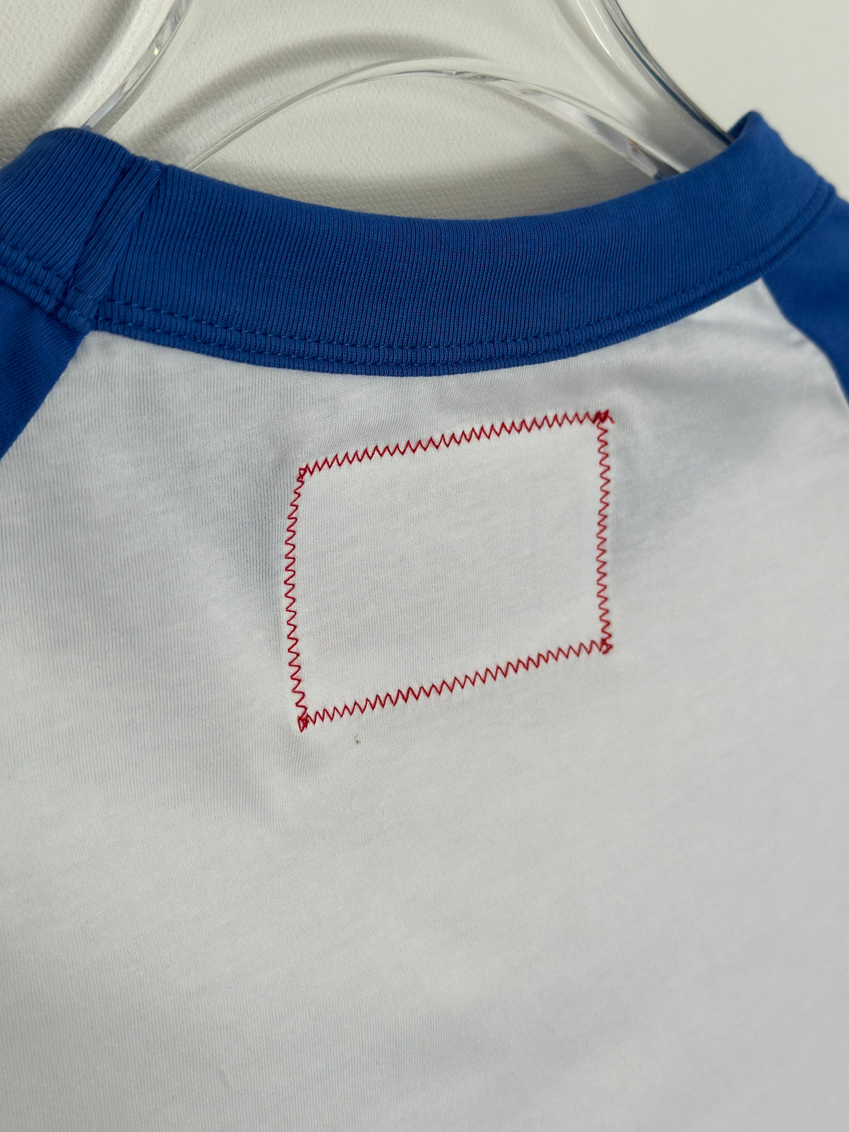 Stoned Raglan in 70's blue