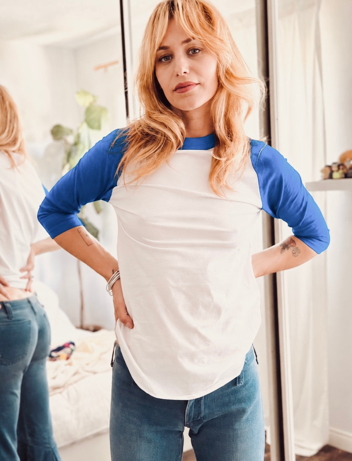 Stoned Raglan in 70's blue