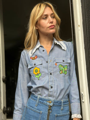 
                  
                    Vintage Shirt №5
                  
                