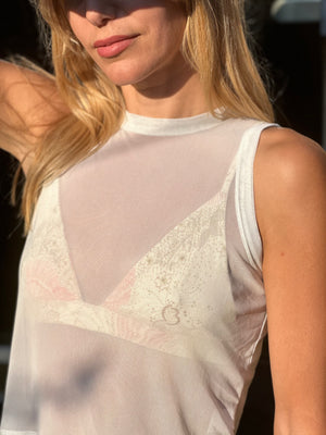 
                  
                    Classic tank in mesh
                  
                