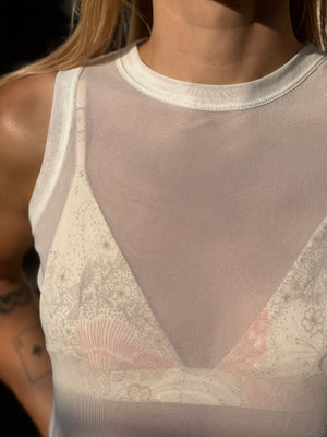 
                  
                    Classic tank in mesh
                  
                