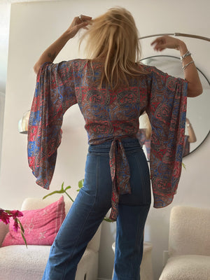 
                  
                    Endless Summer top
                  
                