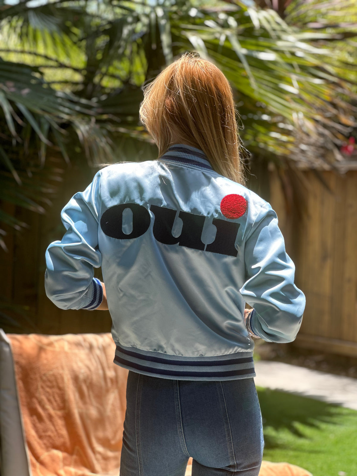 Oui bomber