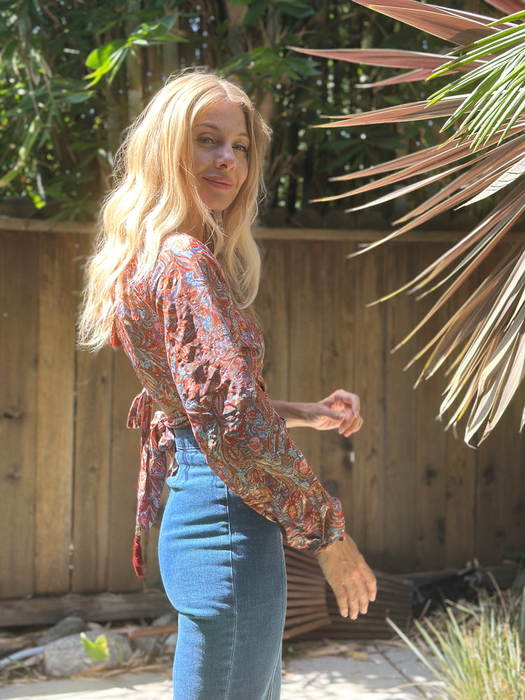 
                  
                    Sunbeam top
                  
                