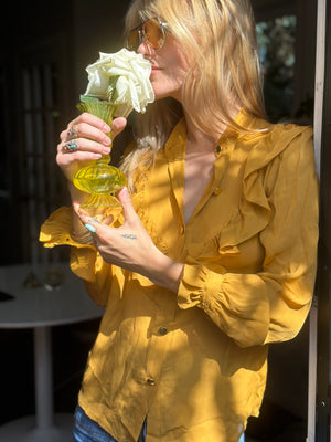 
                  
                    Françoise blouse in marigold
                  
                