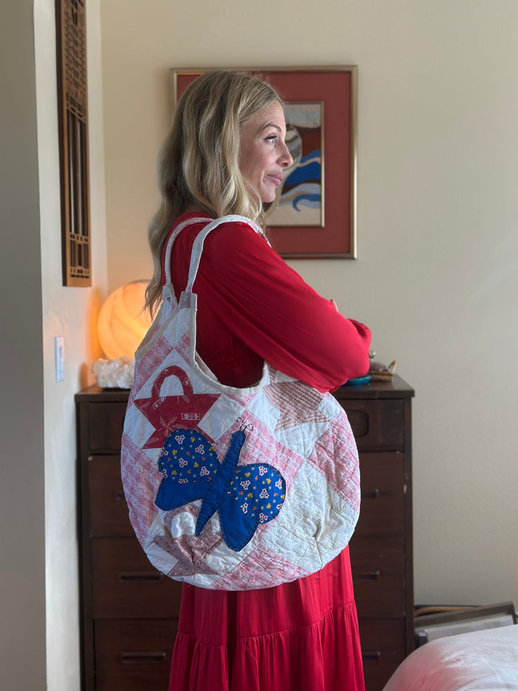
                  
                    Butterfly quilted bag II
                  
                