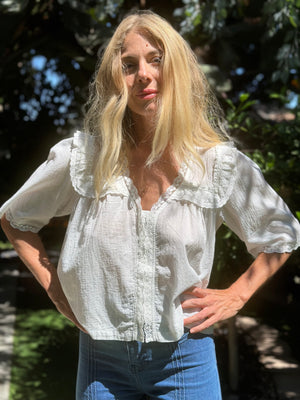 
                  
                    Woodstock top
                  
                