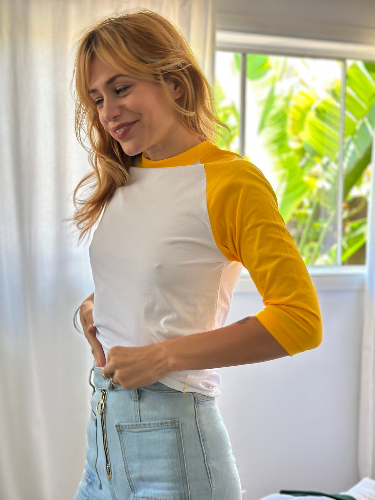 Dazed Classic Raglan in mustard