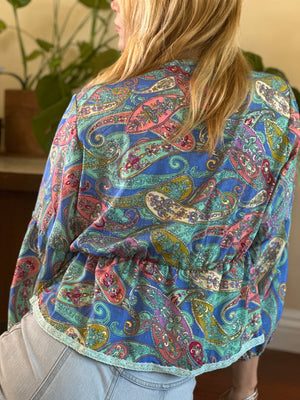 
                  
                    Hypnotized top
                  
                