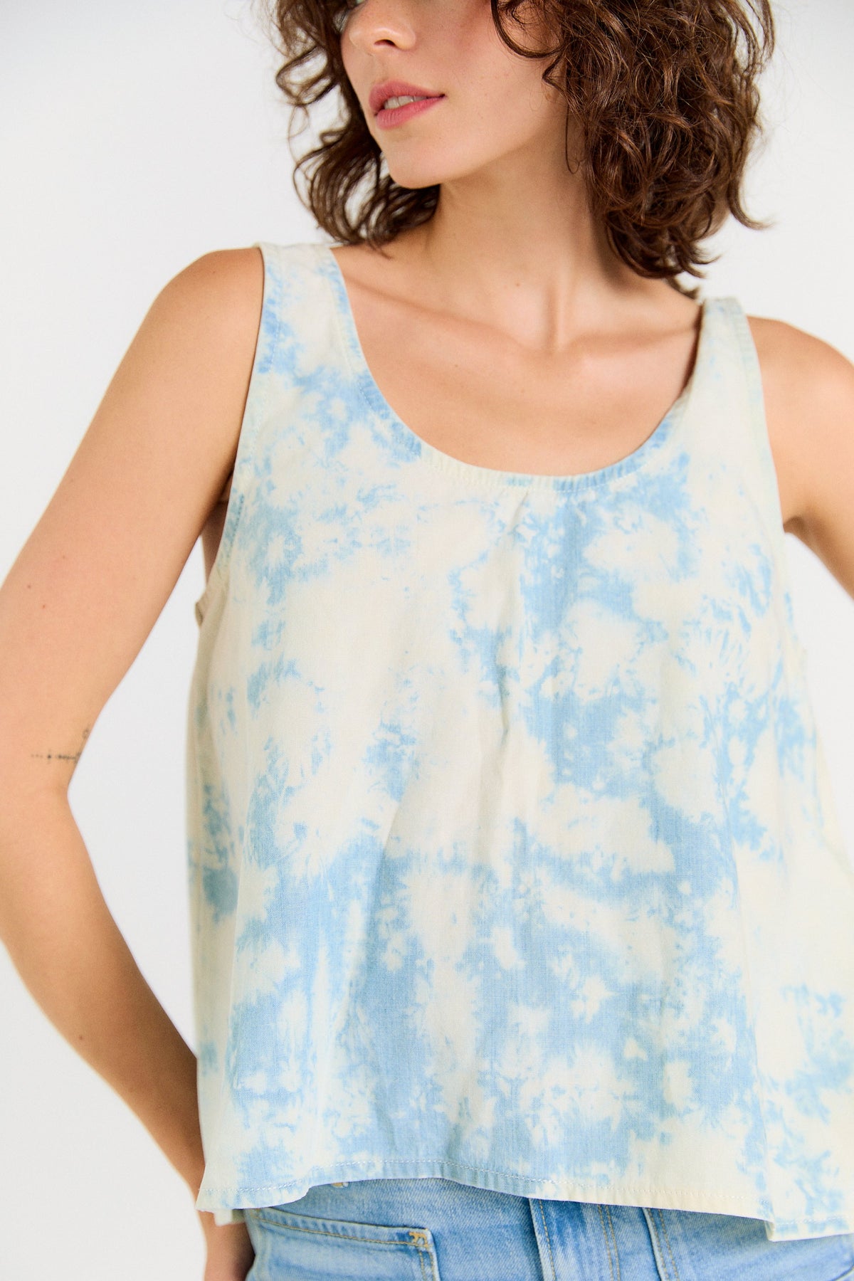 Wabi Sabi Crop Tank - Sky Wash