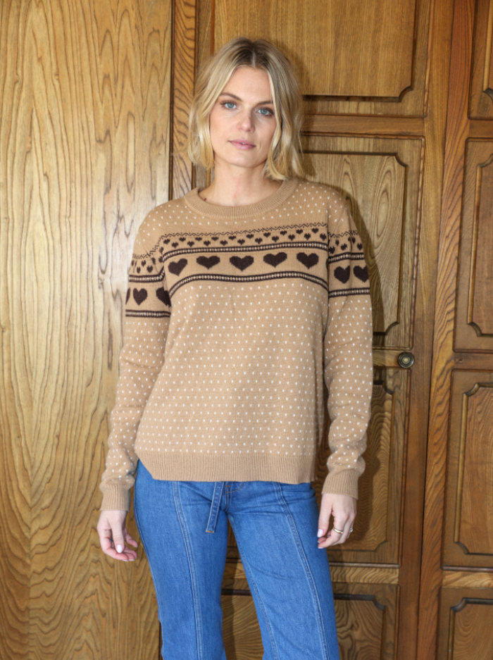 punky boyfriend sweater in camel