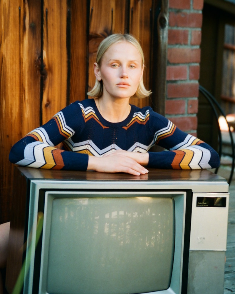 
                  
                    ziggy sweater in midnight
                  
                