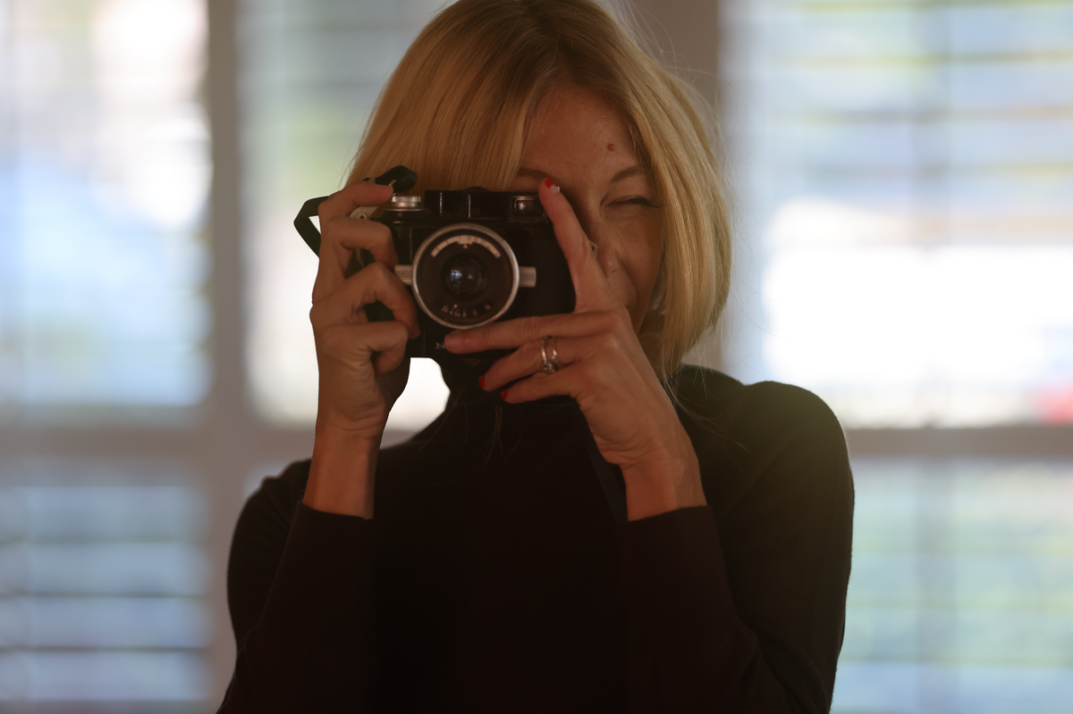 Françoise turtleneck in 70's brown