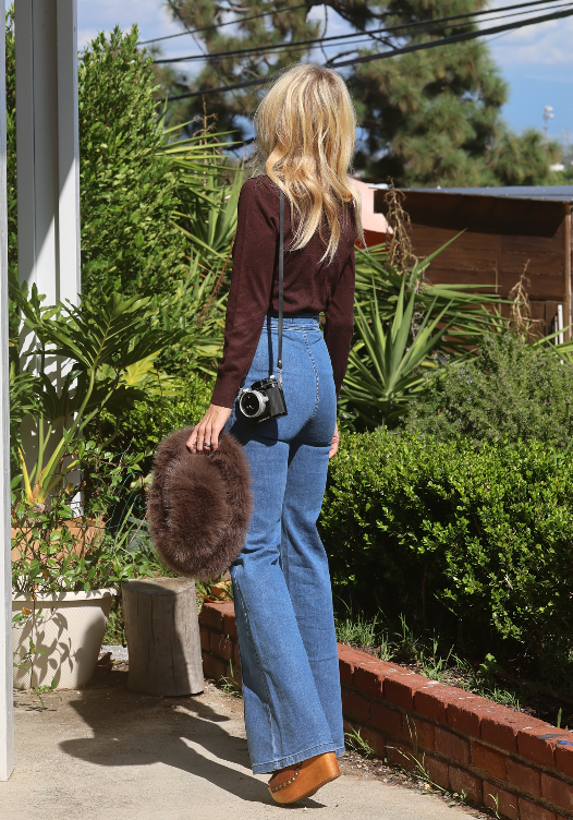 Françoise turtleneck in 70's brown