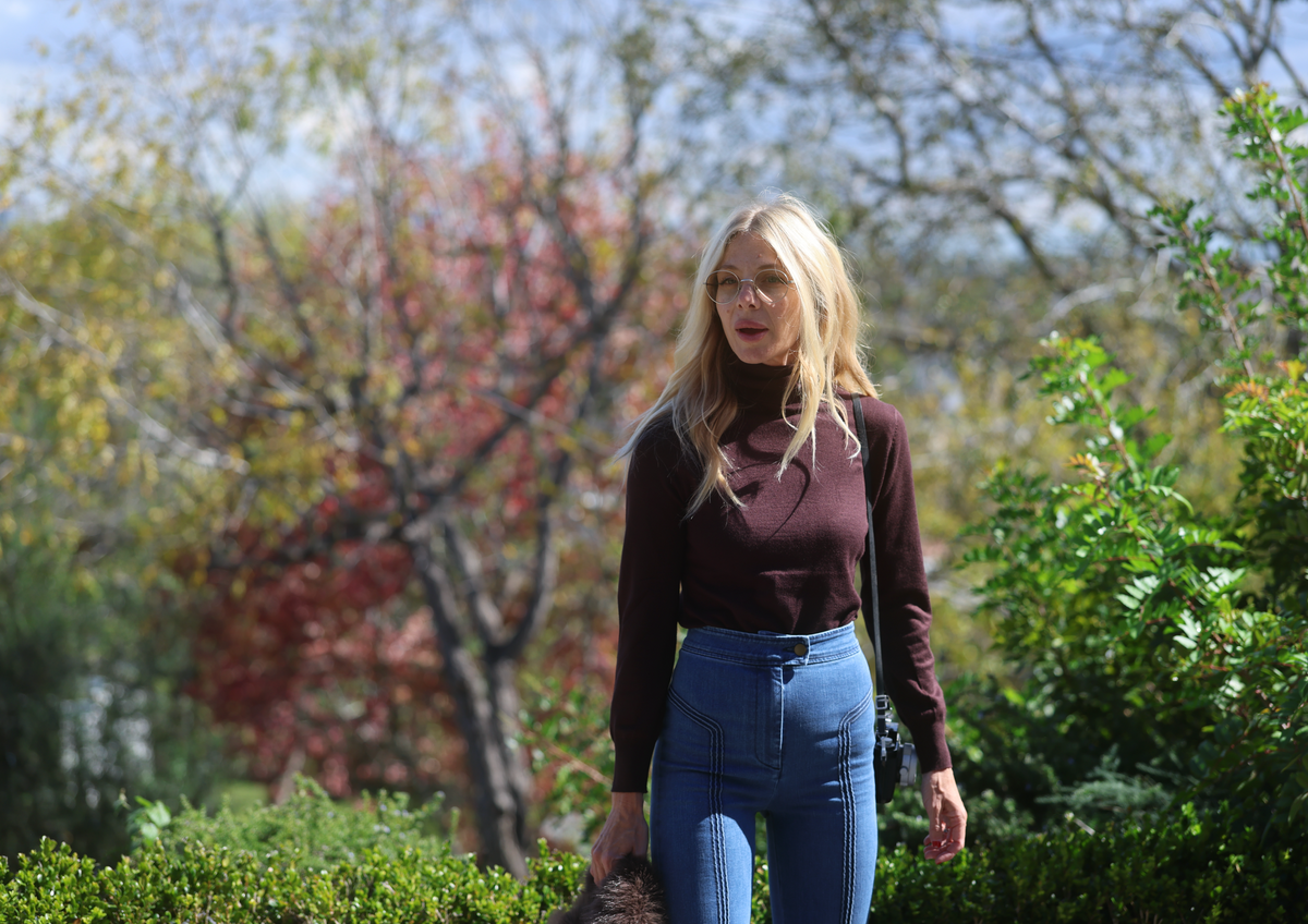 Françoise turtleneck in 70's brown