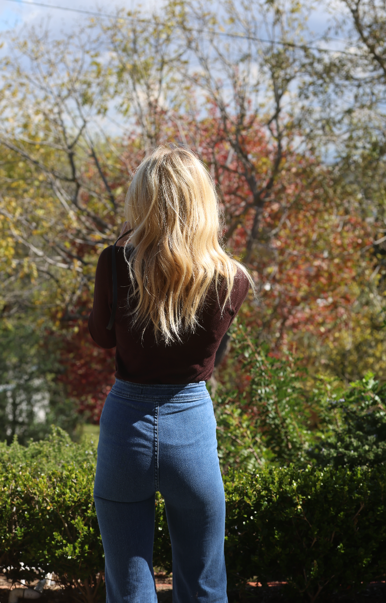 Françoise turtleneck in 70's brown