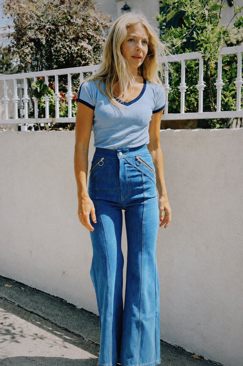 Malibu tee in sky